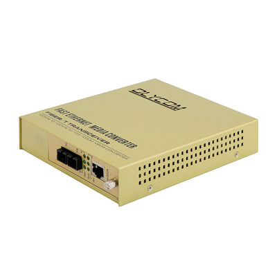 10/100Mbps Konwerter światłowodowy Megabit Ethernet Niezarządzany Wpis dwustronnego światła 220V AC